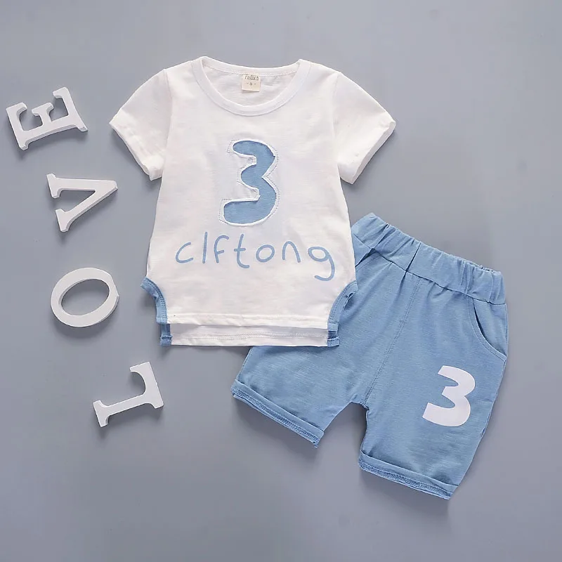 4281643657_1898259703