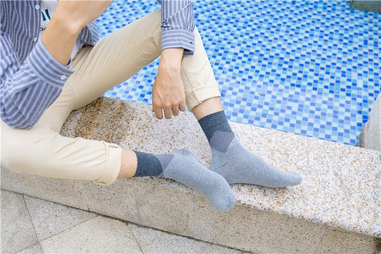 Осень-зима простой Корейская версия из Для мужчин Diamond проверьте Бизнес хлопковые носки Для мужчин
