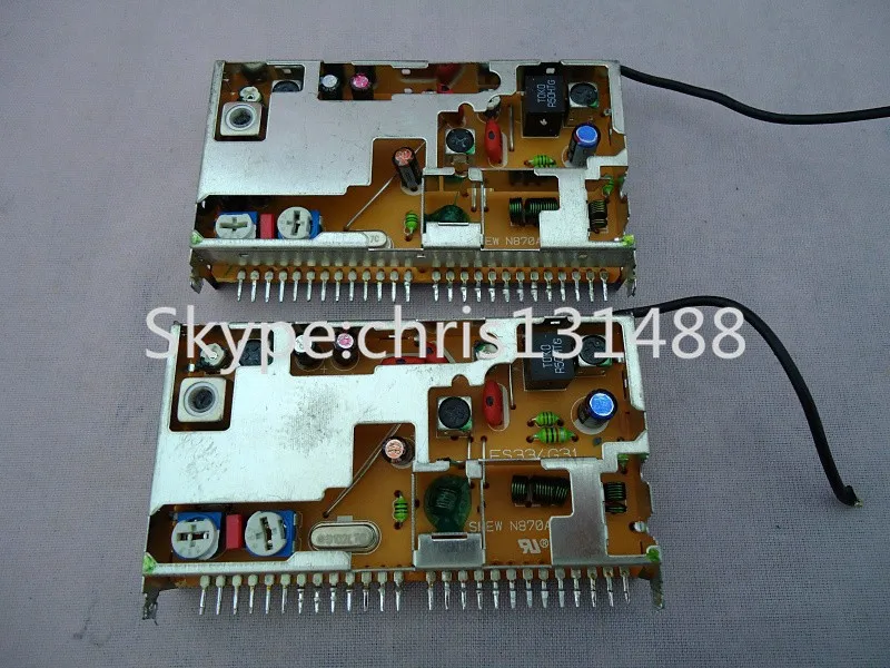 clarion AM FM tuner  (2)