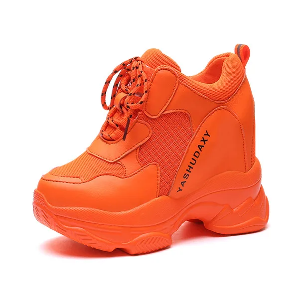 Весенние женские кроссовки из искусственной кожи; повседневные Сникеры на платформе; черные туфли на каблуке 10,5 см; дышащая женская обувь, увеличивающая рост - Цвет: orange