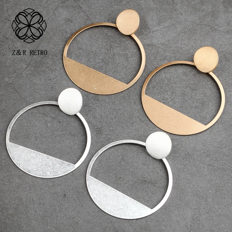 

2018 Women Stud Earrings Trend Earrings Stud Fashion Jewelry Wholesale New Arrival Gold Christmas Earrings For Women HE014