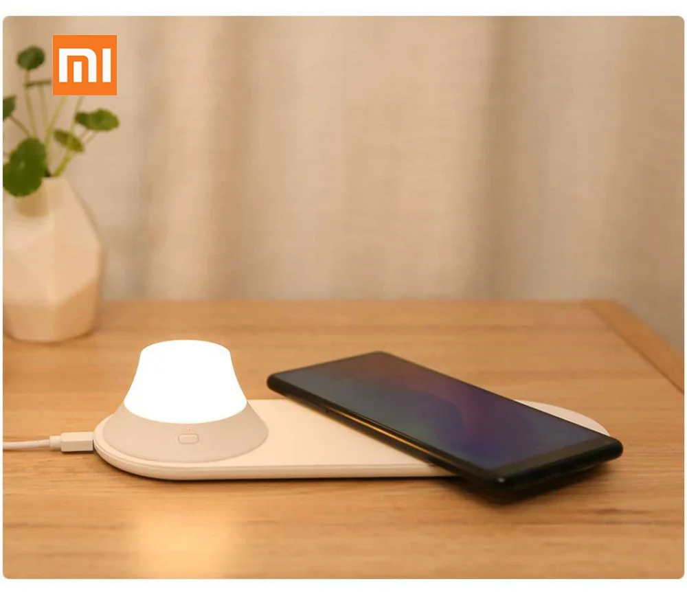Беспроводное зарядное устройство Xiaomi Yeelight со светодиодной подсветкой магнитное