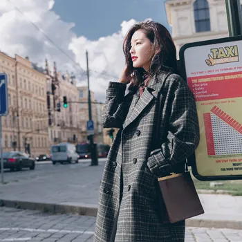 

2018 Fashion Autumn Winter Women's Vintage Plaid Woolen Blended Coats Female Long Double Breasted Coat Bodycon Cocoon Coats S23