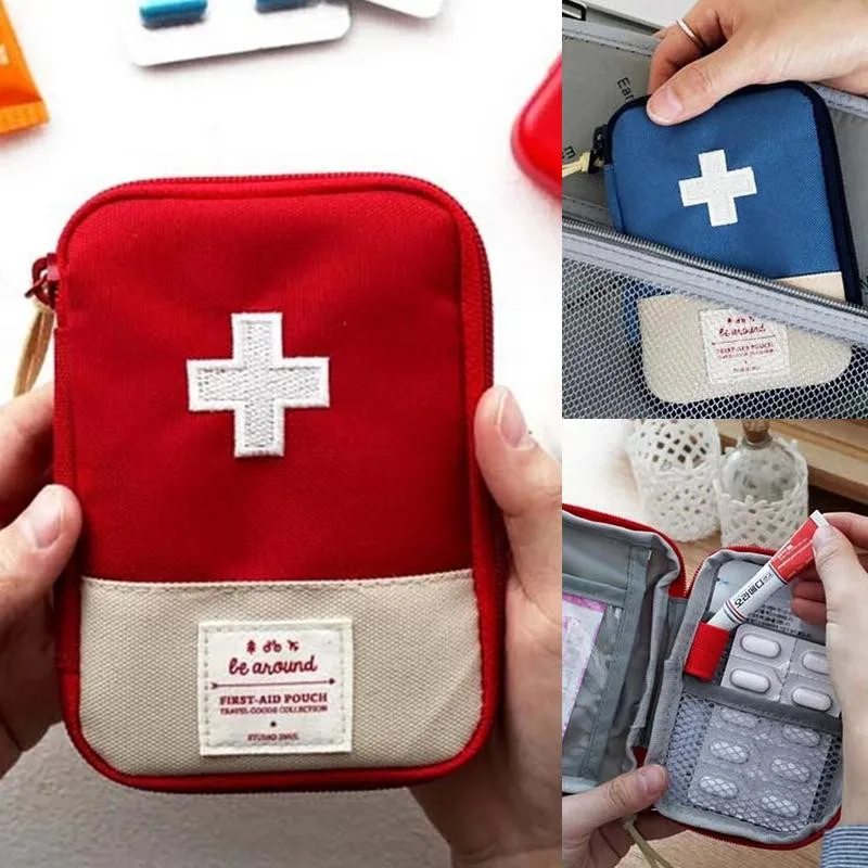 

1PC Portable Outdoor Travel First Aid kit Medicine bag Home Small Medical box Emergency Survival Pill Case S/L