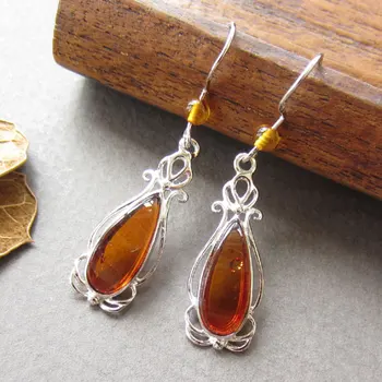 

Chic elegant silver earrings natural tulips
