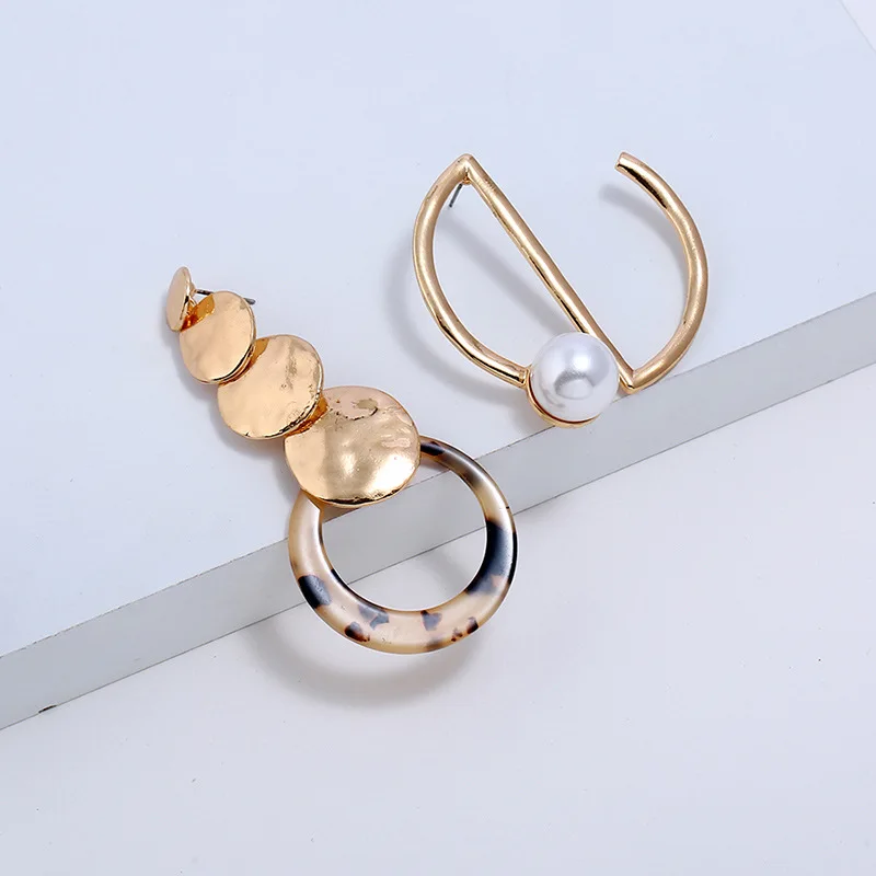 

2019 New Vintage Irregular Geometric Sequins Leopard Acetic Acrylic Circle Pearls Dangle Earrings For Women Statement Earring