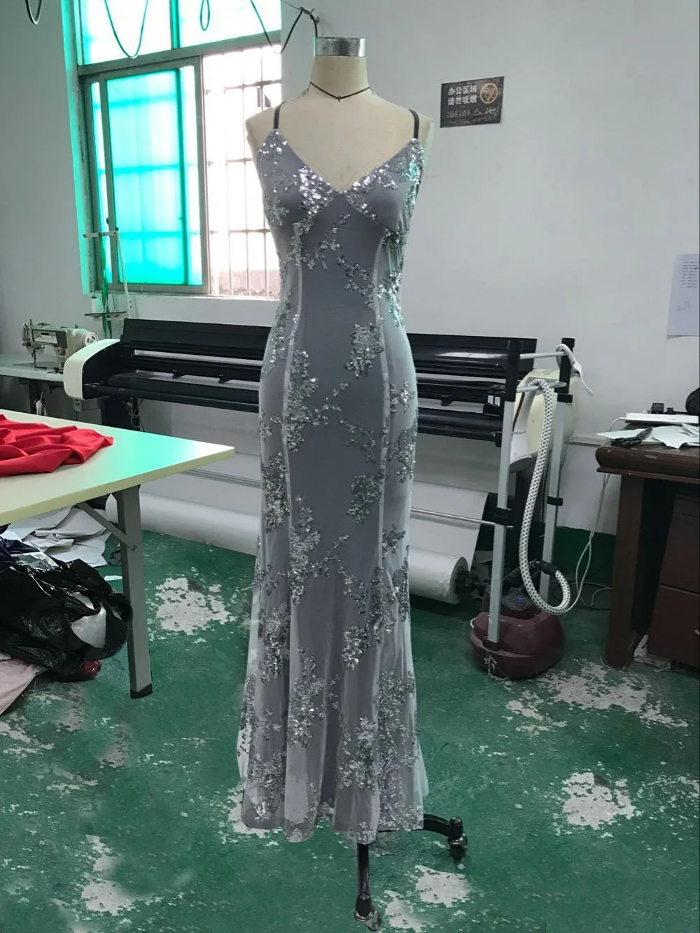 8590250048_2061676148