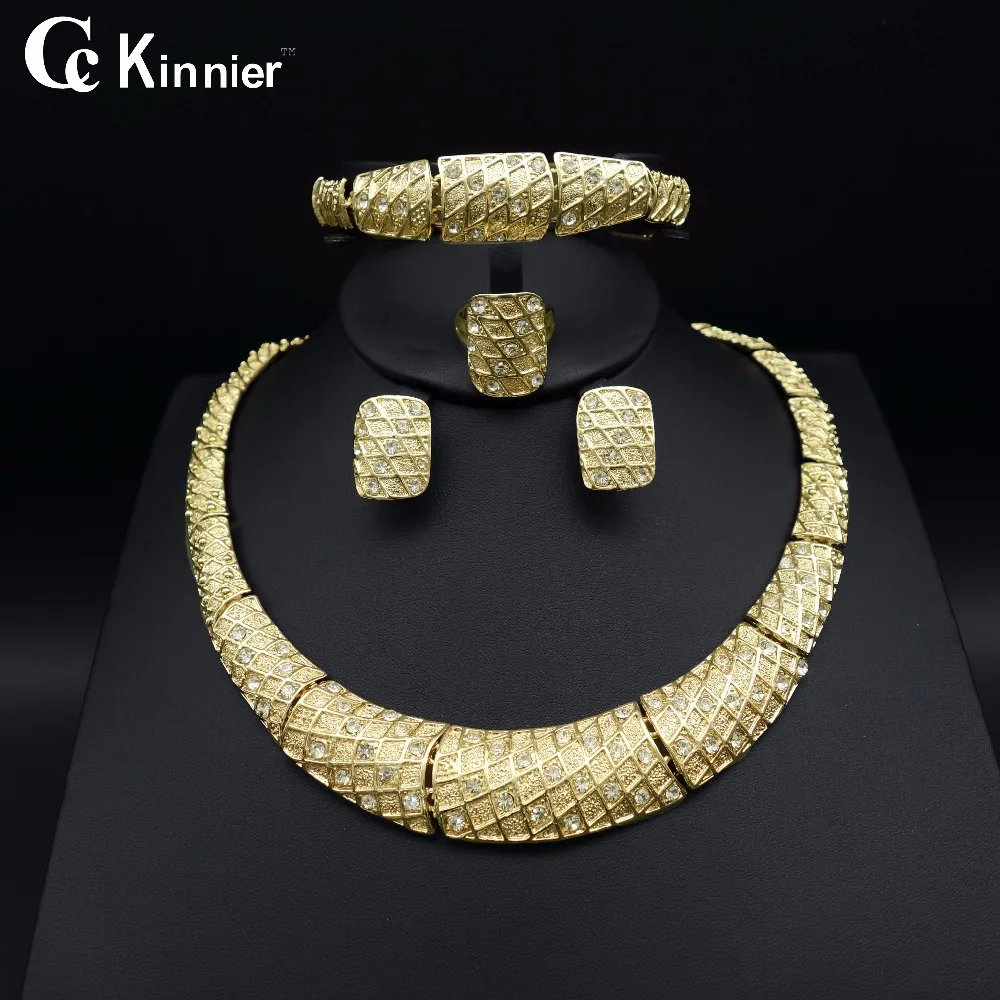 

Women Bridal Dubai gold plated Fashion wedding jewelry sets African beads accessories exaggerate Necklace Bangle earrings Ring
