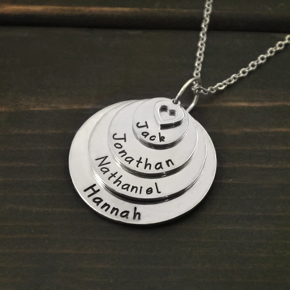 

Custom name necklace,engraved family member names necklace,personalised stack disc name necklace