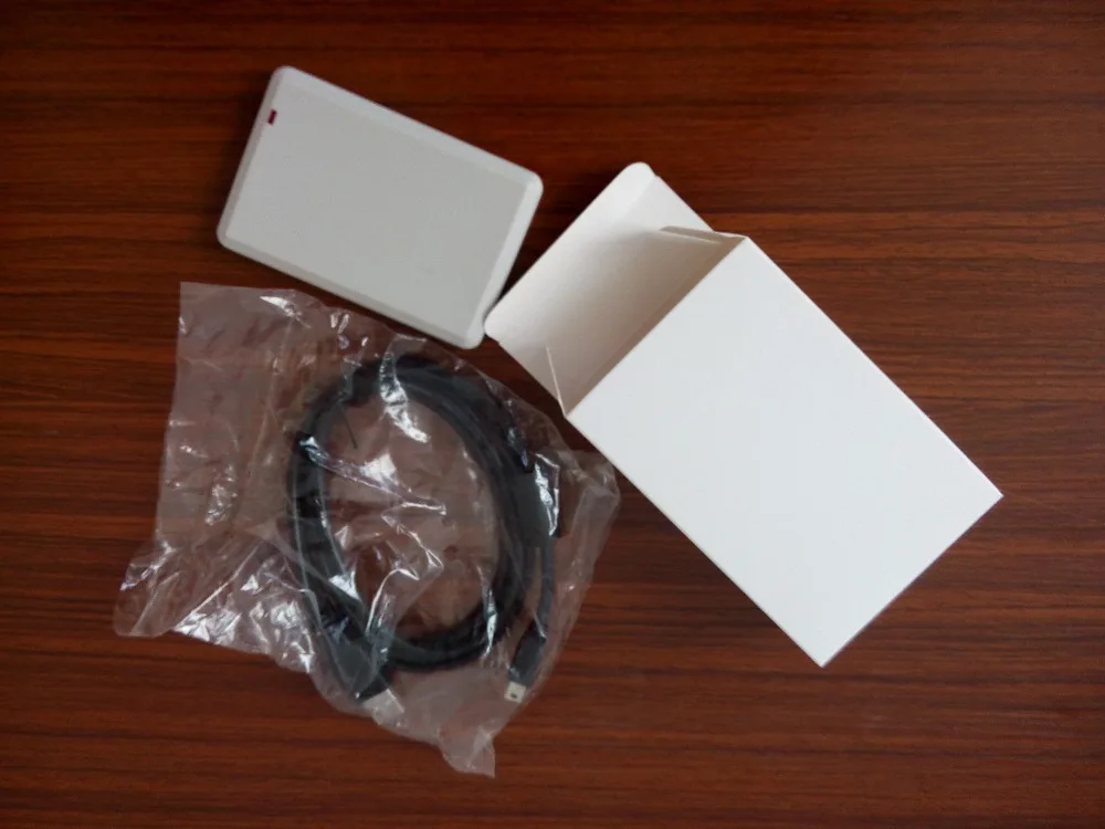 USB UHF настольный считыватель и записывающее устройство Пассивный GEN2 бесплатное SDK