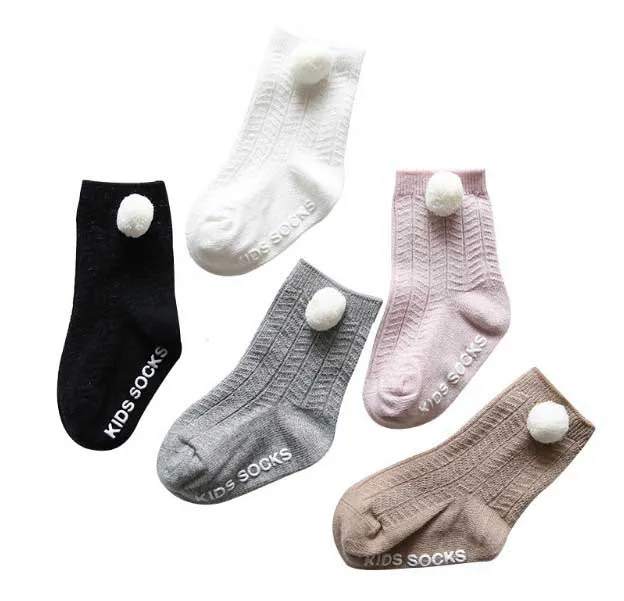 

New Baby Socks with Pompom Ankle Length Autumn Winter Newborn Socks Baby Accessories Cotton Cheap Stuff for 0-4 Years 1 Pair