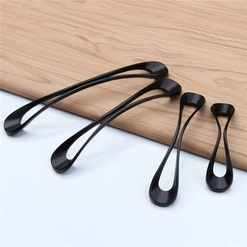 

Zinc Alloy Black Cabinet Handles Kitchen Cupboard Pulls Drawer Knobs for Furniture Hardware 96mm/128mm/160mm/192mm Door Handle