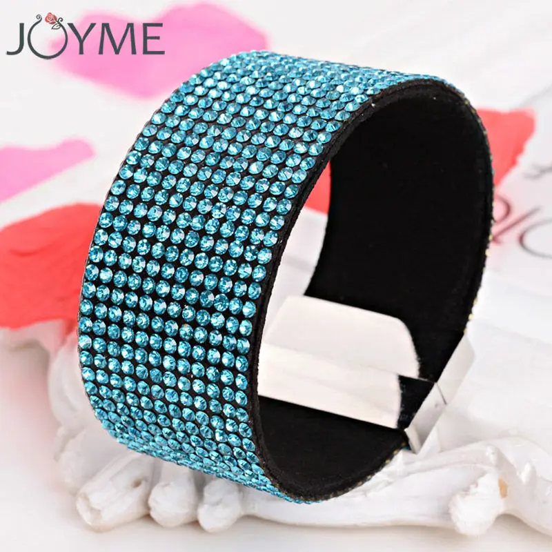 Женский браслет с кристаллами широкий из фланели и кожи|crystal bangle bracelet|crystal bottlebracelet