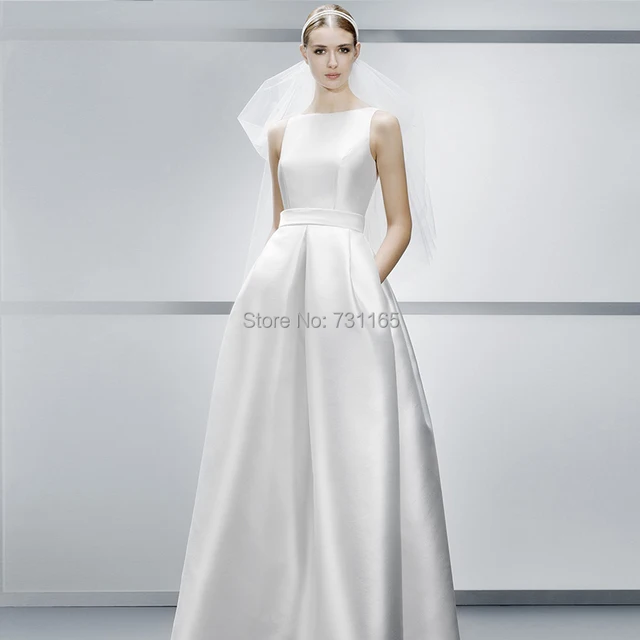 Free Shipping A line  Jewel Neck Elegant Wedding  Gown  With 
