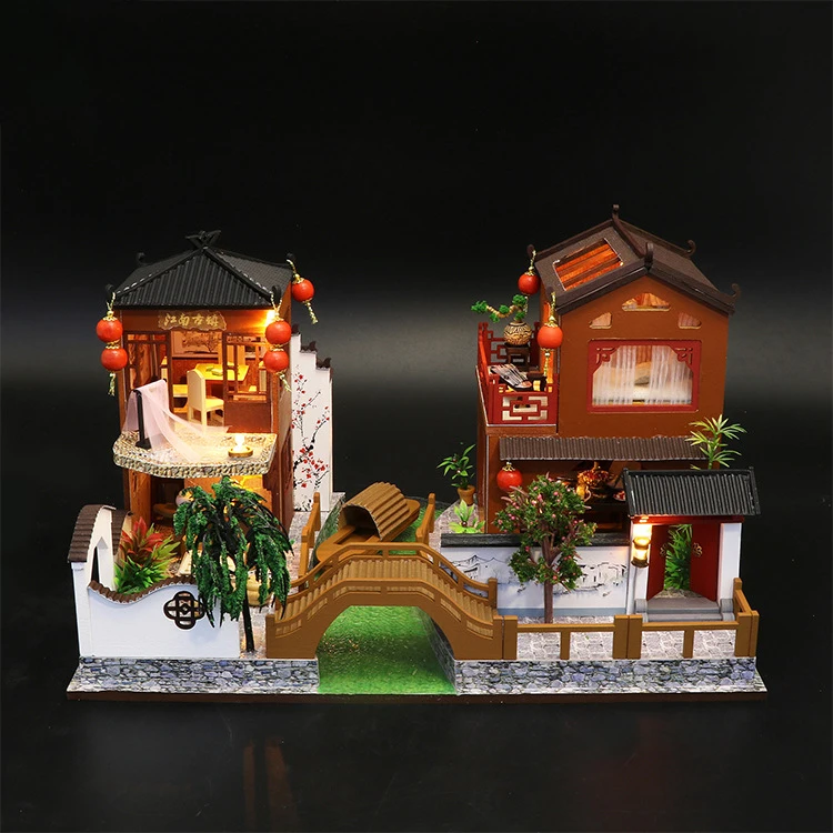 11446522763_1639686194