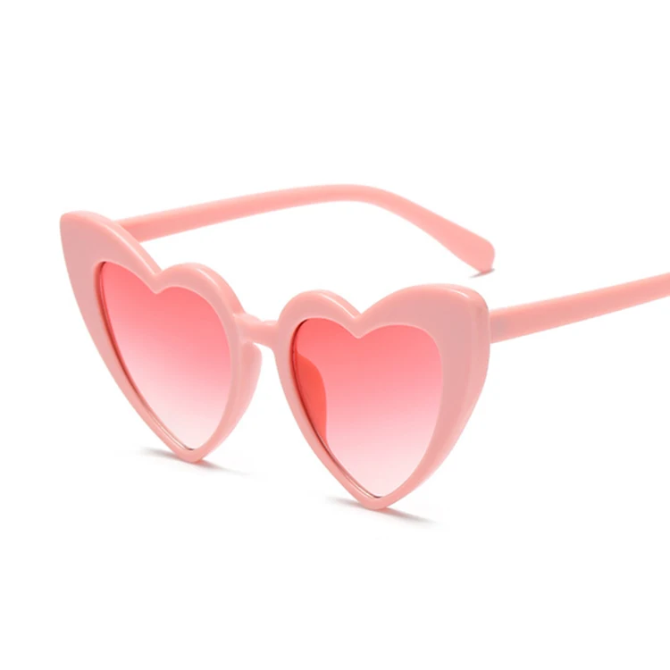 New Fashion Love Heart Sunglasses Women Cute Sexy Retro Cat Eye Vintage Mirror Sun Glasses Female Black Oculos De Sol fashion sunglasses Sunglasses