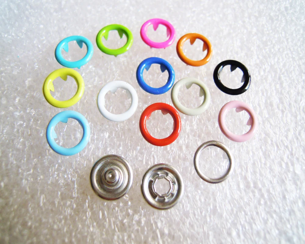 Пуговицы кнопки для одежды. Кнопки для детской одежды. Кнопки для детской одежды. Кнопки для детской одежды. Красный/белый/розовый, 12 мм, 30 шт.