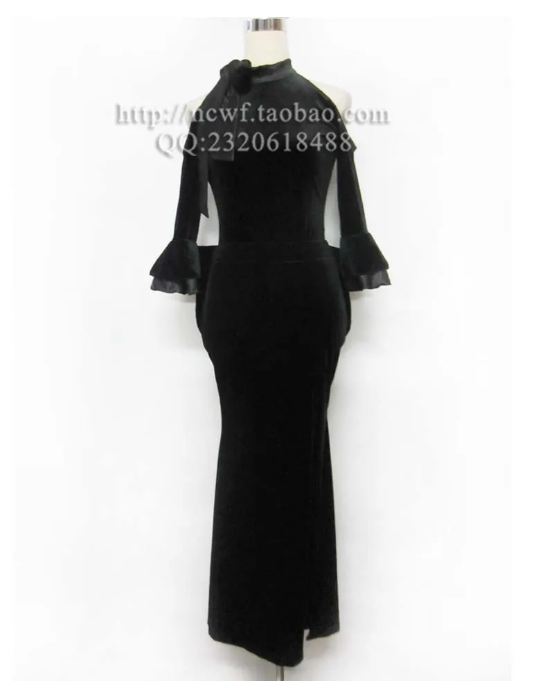Blue dress velvet in fish Blue dress velvet in fish