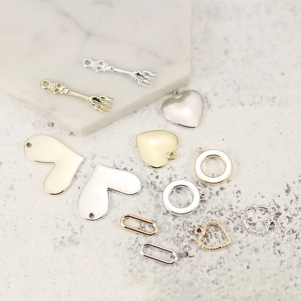 10PCS DIY European Fashion Charm Heart Fork Metal Charms For Jewelry Making Pendant Floating