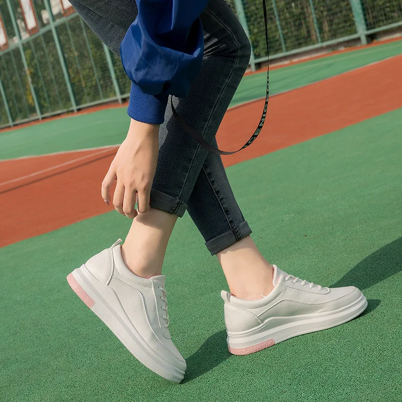 

2019 new breathable fashion men's women's Korean shoes Casual shoes free shipping Male summer shoes