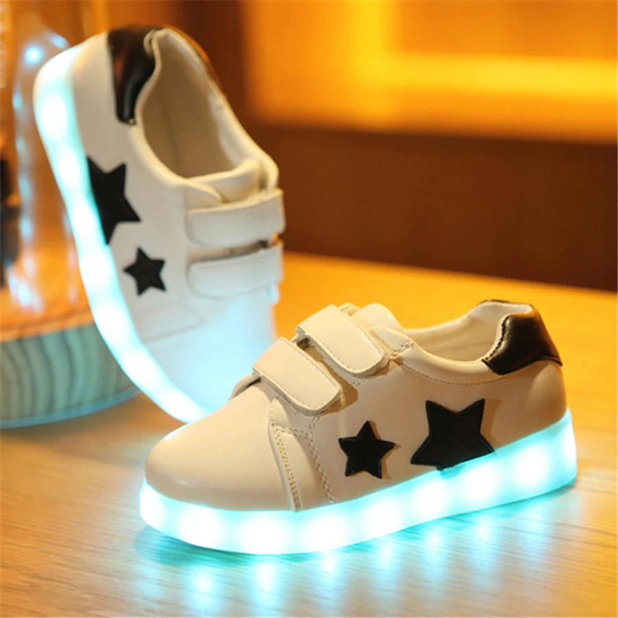 Kids casual shoes ребенок разноцветные светодиодные крыло sapatos мода кроссовки для детей