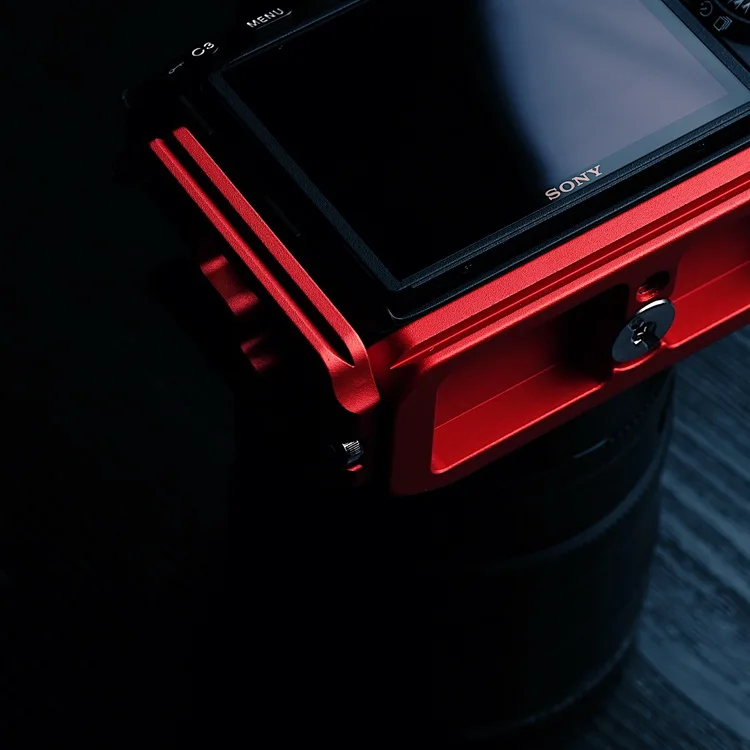 Red Quick Release L Plate / L Bracket for Sony A7M3 A7R3 A9 Hand Grip Holder
