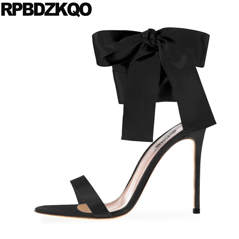 bow sandals heels