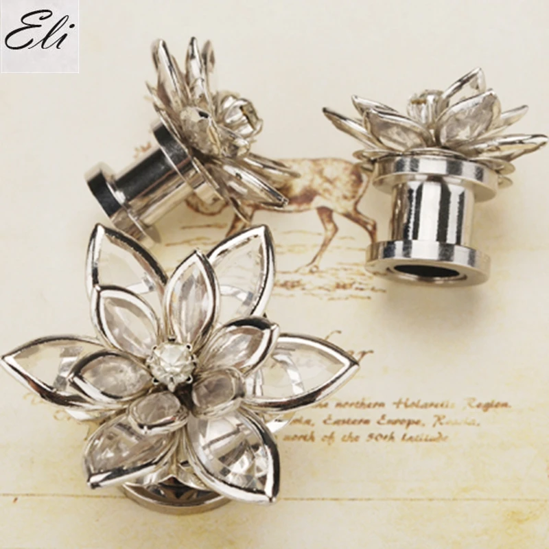 

Retail 1 PC Sold As Piece New Arrival Silver Stainless Steel Flesh Plug With Alloy Flower Ear Tunnel Ear Piercing Body Jewelry