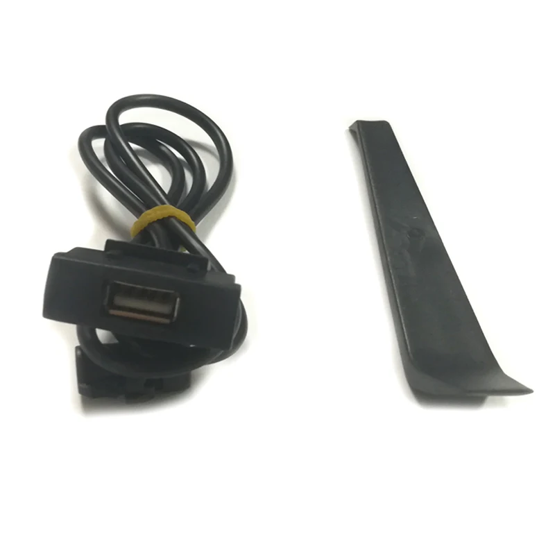 

Car USB cable RCD510 RNS315 audio input USB adapter for Skoda Octavia CD changer USB connector USB socket accessories