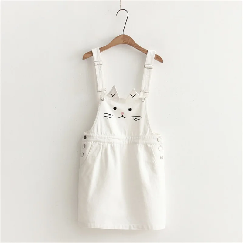 2018 New Summer Women Dressed In Suspender Harajuku Beautiful Embroidery Female Belt Monkey Jeans Dressed In Summer Dress Denim