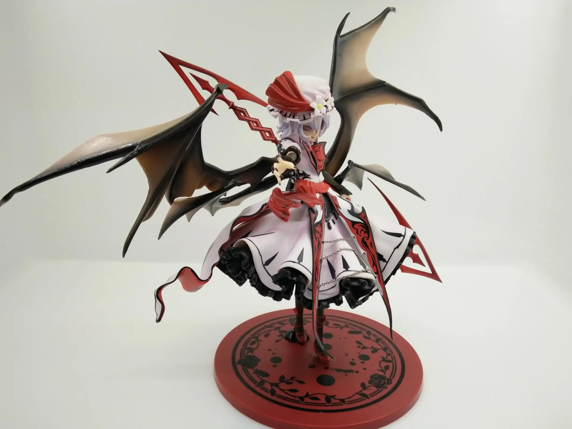 Экшн фигурка Аниме TouHou Project Red Devil Remilia Scarlet 22 см 1/7 масштабе окрашенная из ПВХ