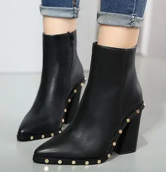 

2019 autumn and winter new style rivet thick high-heeled pointed smooth boots women's boots
