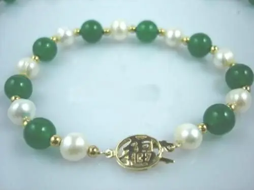

FREE shipping>>>> Lucky Pretty Green jade & freshwater pearl bracelet fu