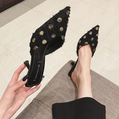

In the summer of 2019, the new Baotou women's high-heeled shoes with a small fresh wave