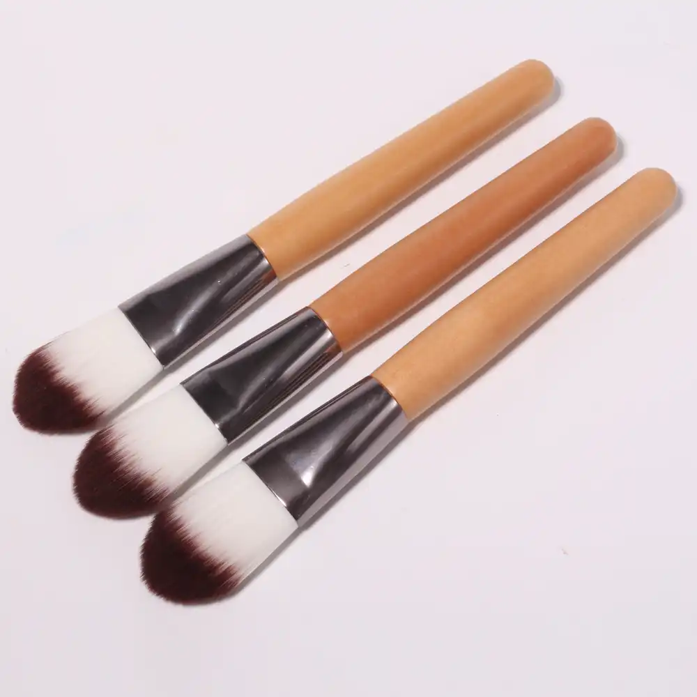 large flat concealer brush