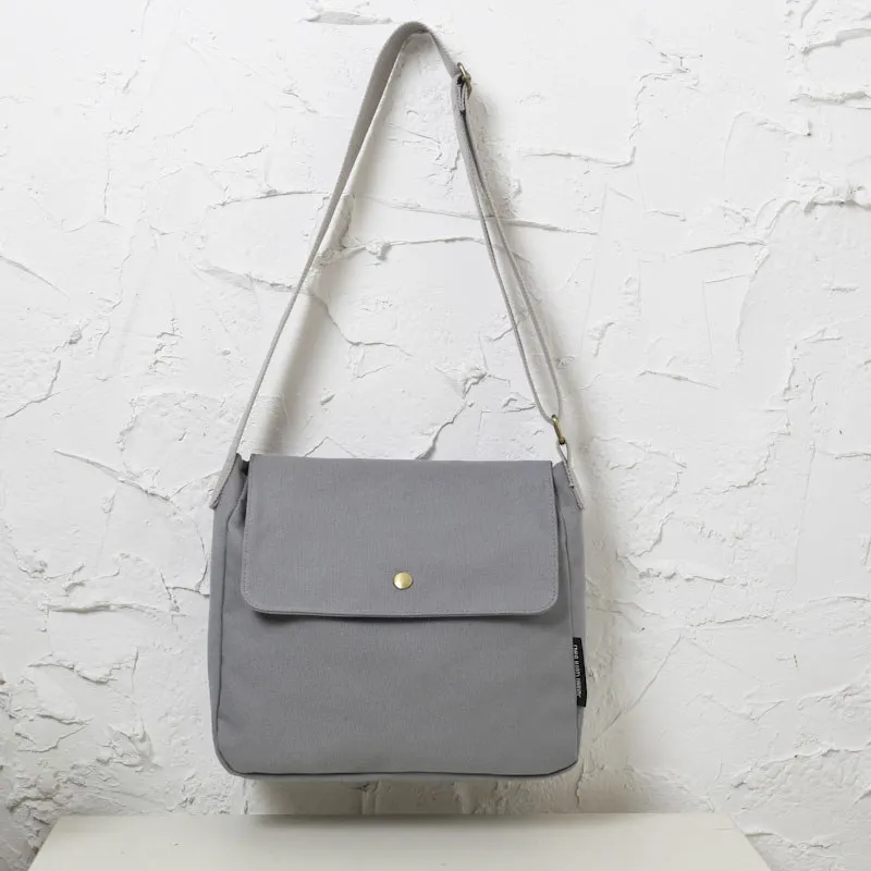 Simple Style Female Shoulder Bag Casual Cute Flip Solid Color High