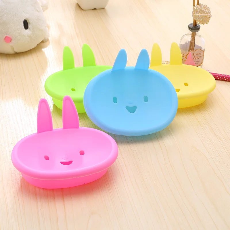 

Cartoon smiling face little rabbit soap dish soap box pretty cute and practical