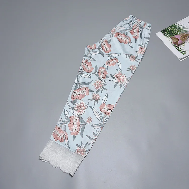 10409742111_1820184735