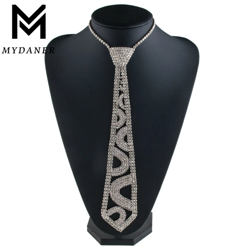 

2017 New Fashion Jewelry Sexy Collar Choker Rhinestone Necklace for Women Tie Shaped Maxi Statement Necklace Women Luxury Female