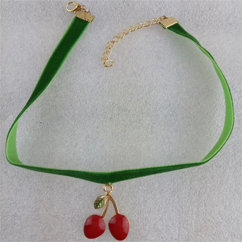 YiYaoFa ожерелье чокер с зеленой лентой и кулон в виде вишни винтажные Женские