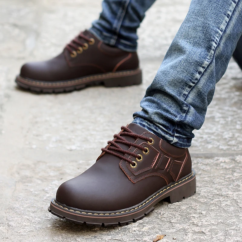 

Fashion Classic Men Big Head Leather Shoe Men Genuine Leather Tooling Shoes Round Toe Low-top British Shoes High Quality