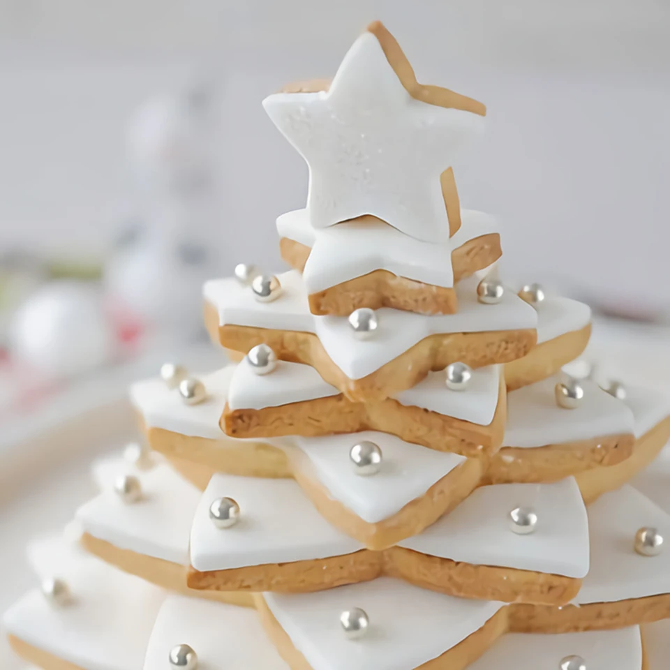 Christmas cookie cutters (2)