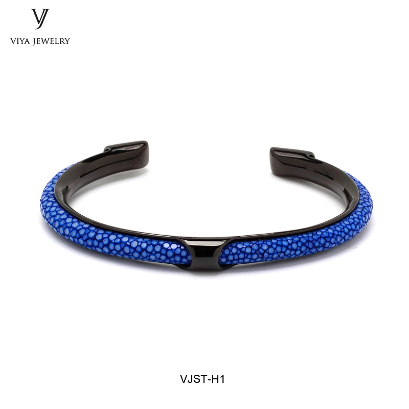 luxury stingray leather bangle with 316 l stainless steel hardware Fashion men bangle stingray bracelet (35)