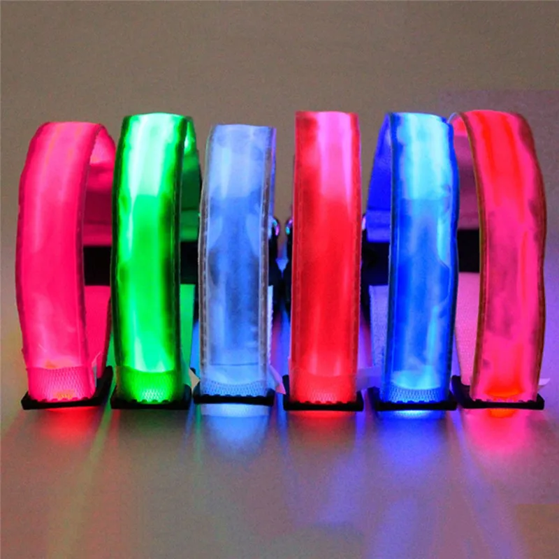 

LED Glow Collar 3 Sizes Dog Puppy Pet Tag Flashing Light Leash Battery Nylon PVC Soft Luminous Dog Collar Solid Color