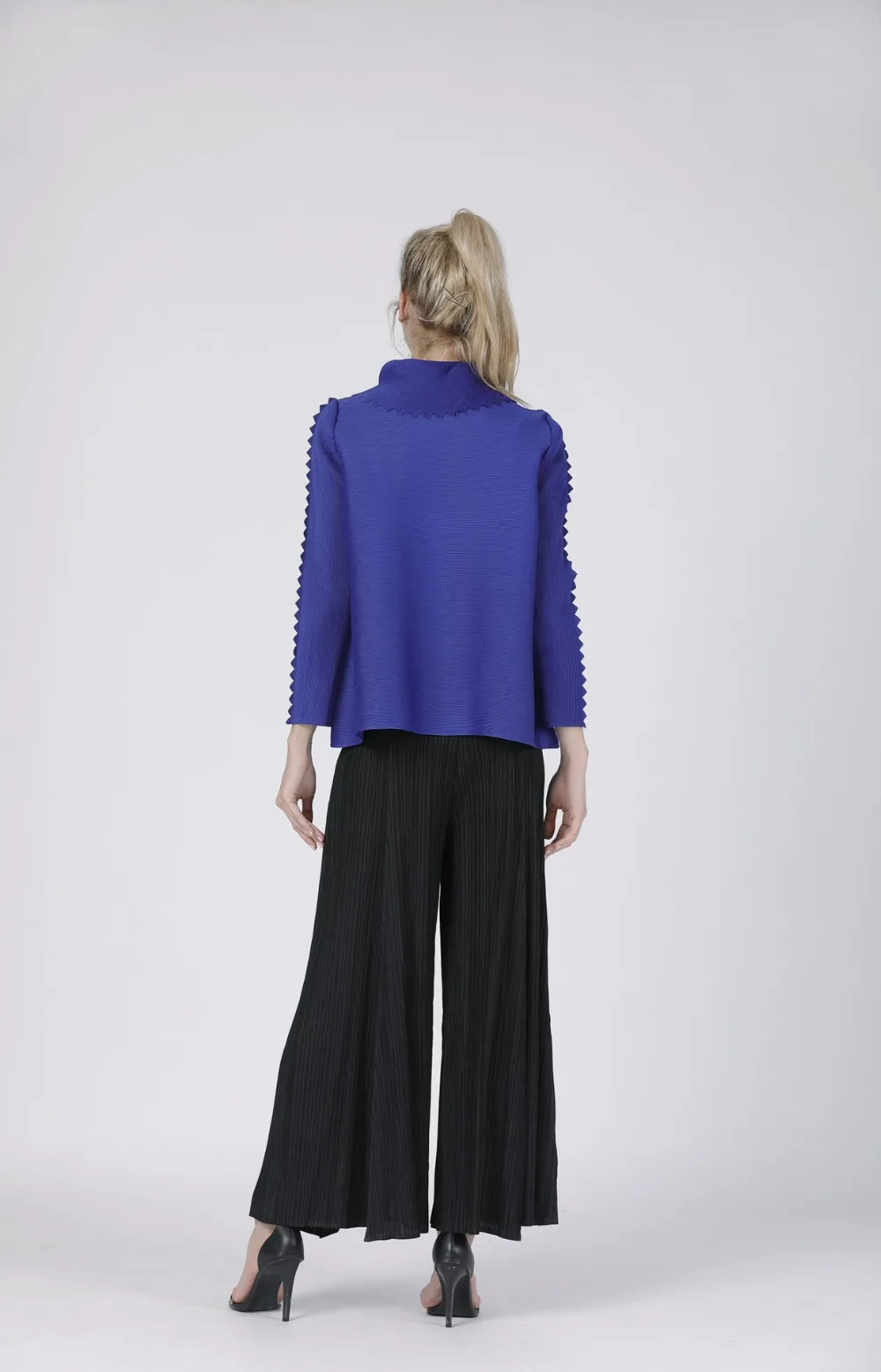 Модная однотонная свободная футболка Miyake с длинными рукавами и круглым вырезом