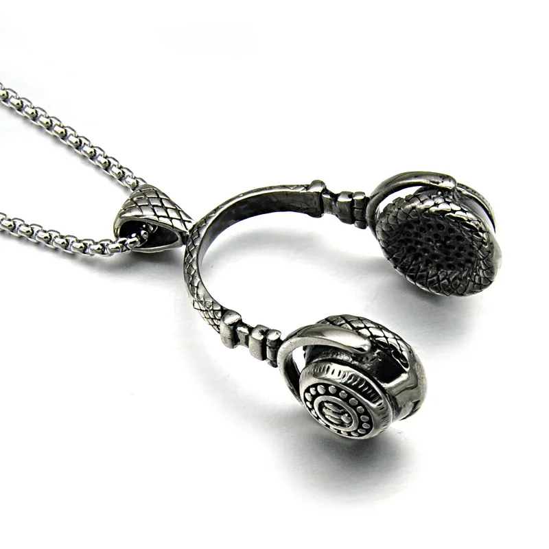 

New Arrival Big Size Heavy Vintage Stainless Steel Headset Shape Punk Sporty Jewelry Pendant Necklace For Men