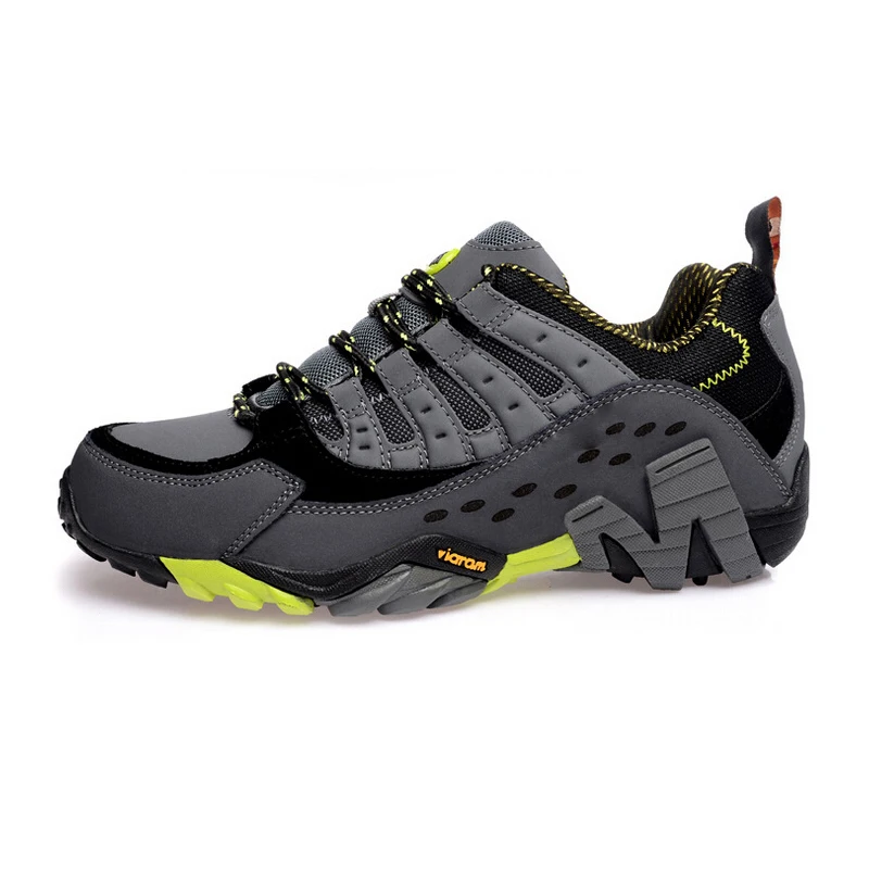NEW Design of 2015 Famous Brand Hiking Shoes Quality&Soft Mountain