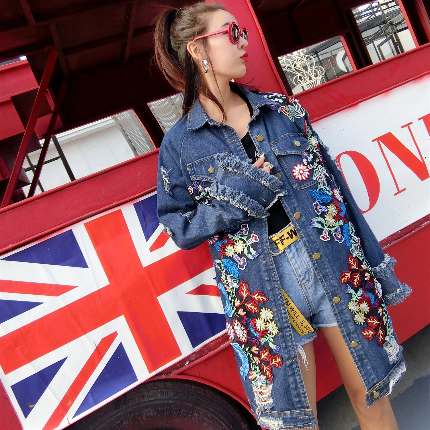 Floral Embroidery Denim Jacket Coats Women Spring Autumn Long Ripped Beading Tassel Jeans Jackets 2019 woman new street coats