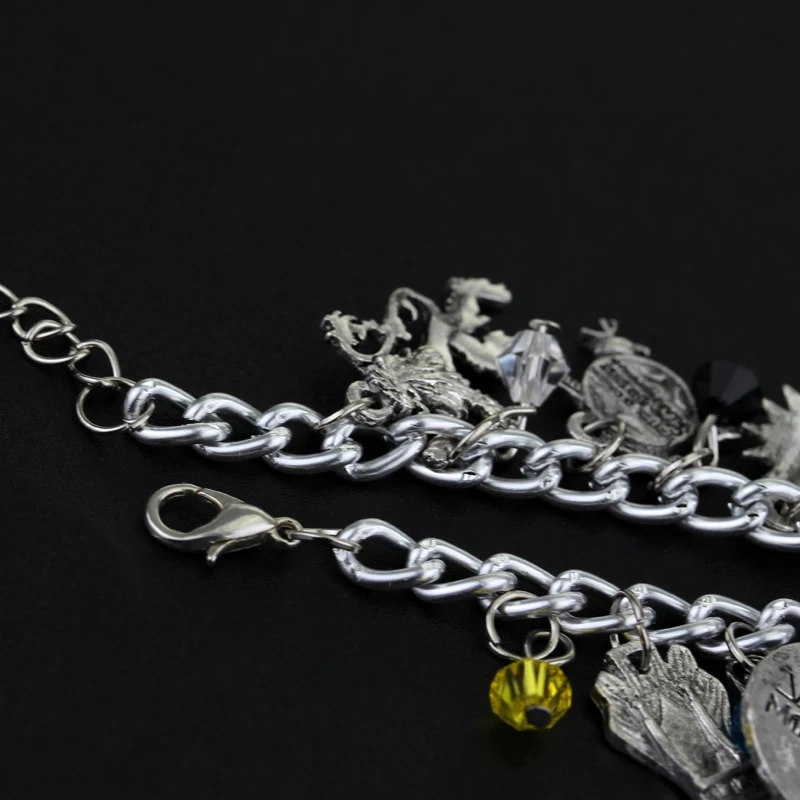 Game Of Throne Unisex Charm A Bracelet Targaryen Dragon Crystal Dangles Bracelets Wolf Head Lion Punk Style Wristhand