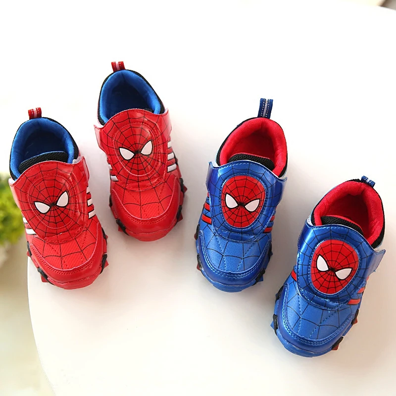 Kids sport shoes 2016 Spring new spider-man lighted boys shoes Flash Fashion Sneakers toddlers brand girls shoes with led light